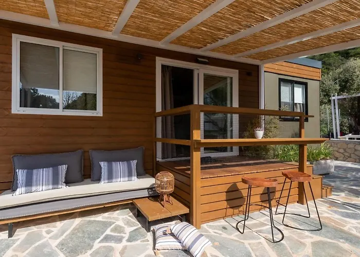 Junam Private Beachfront Feriested