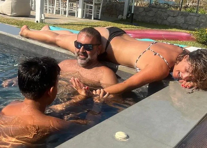 Junam Private Beachfront Feriested *