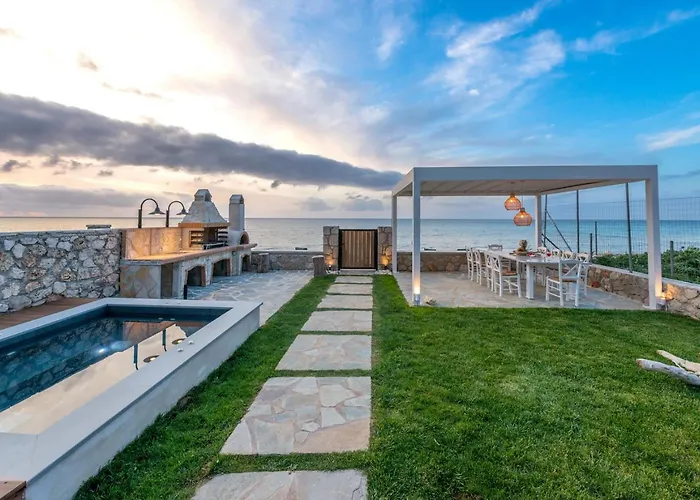 Junam Private Beachfront Άγιος Νικήτας