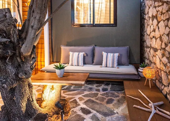 Junam Private Beachfront * Άγιος Νικήτας